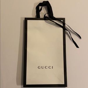 Gucci shopping bag
